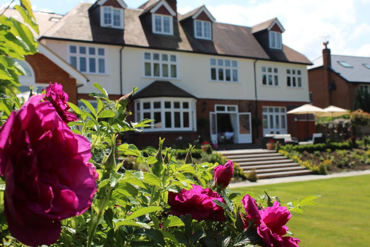 Ditton Lodge Kingston upon Thames  Bagian luar foto
